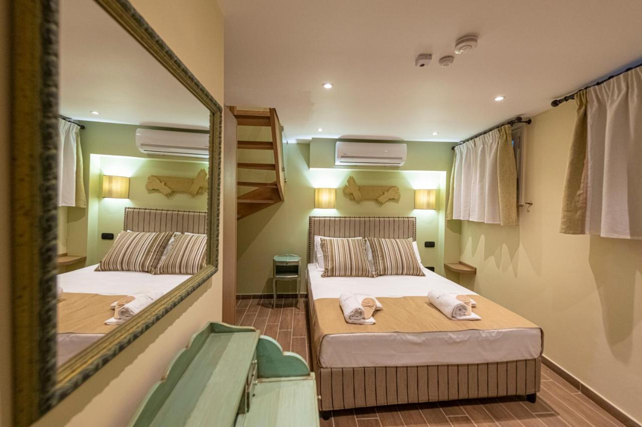 Ipelhome - Plaka Boutique Apartments Athens Ngoại thất bức ảnh