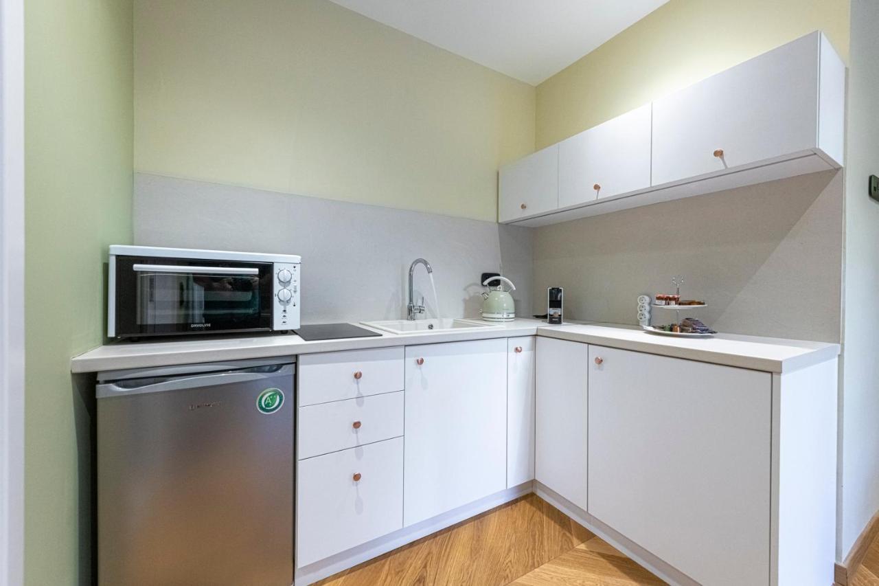 Ipelhome - Plaka Boutique Apartments Athens Ngoại thất bức ảnh