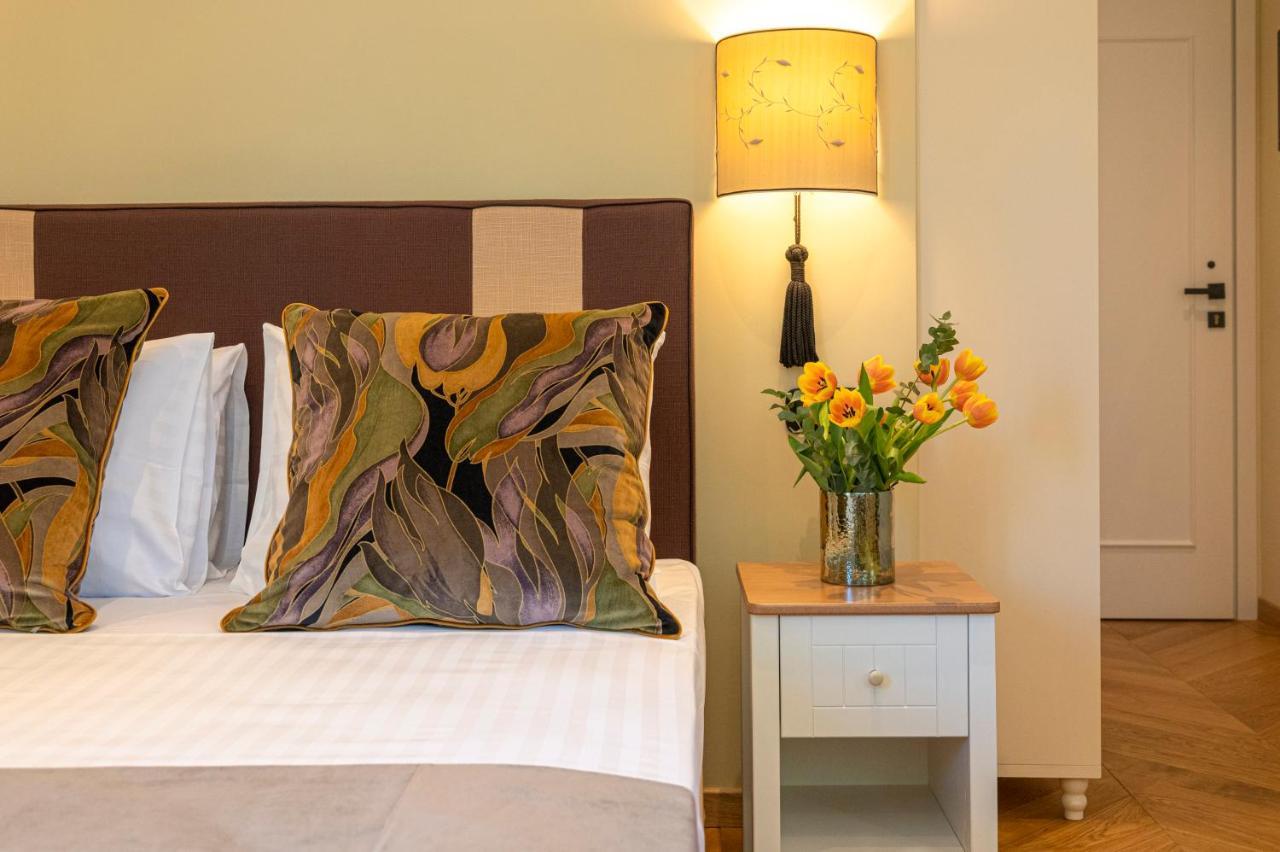 Ipelhome - Plaka Boutique Apartments Athens Ngoại thất bức ảnh