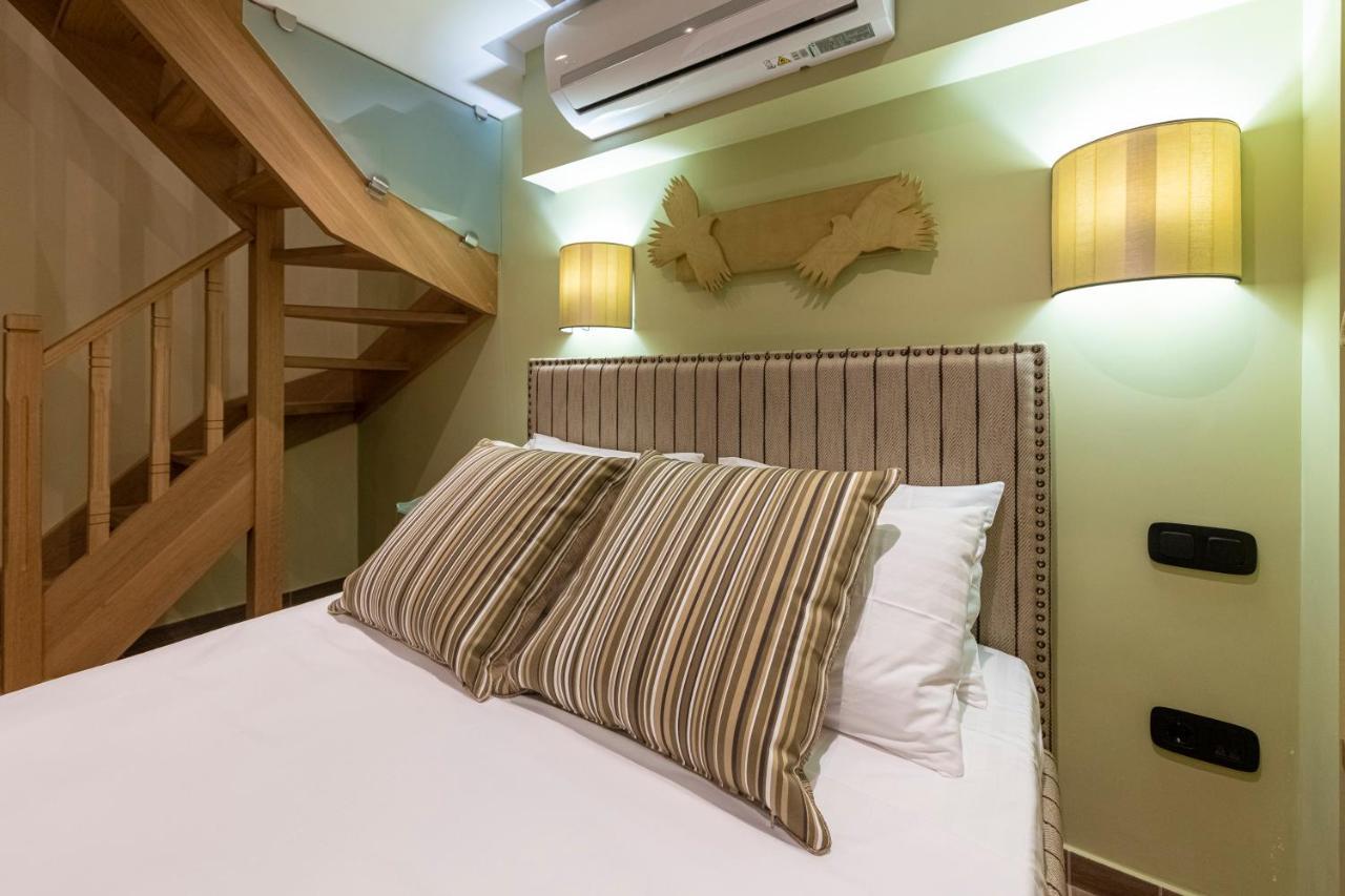 Ipelhome - Plaka Boutique Apartments Athens Ngoại thất bức ảnh