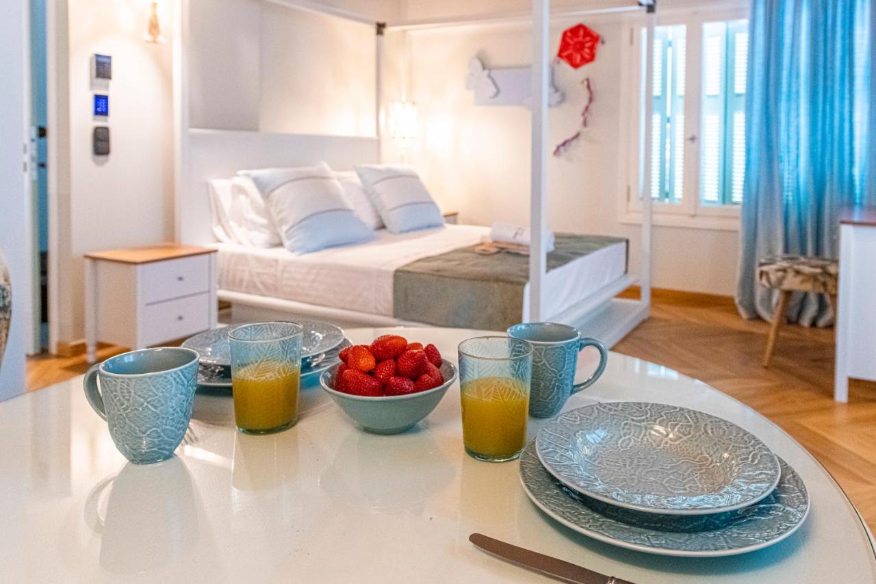 Ipelhome - Plaka Boutique Apartments Athens Ngoại thất bức ảnh