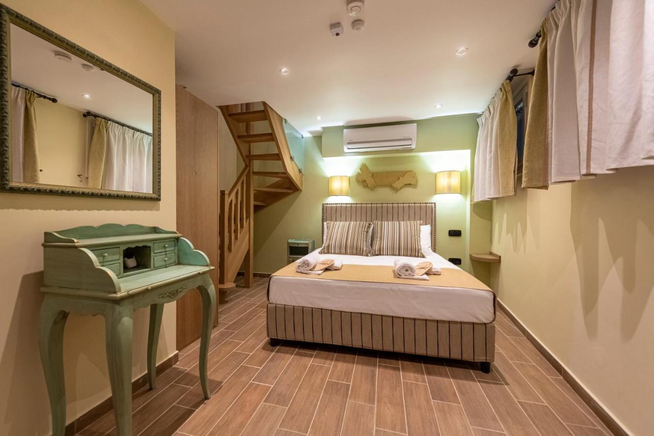 Ipelhome - Plaka Boutique Apartments Athens Ngoại thất bức ảnh