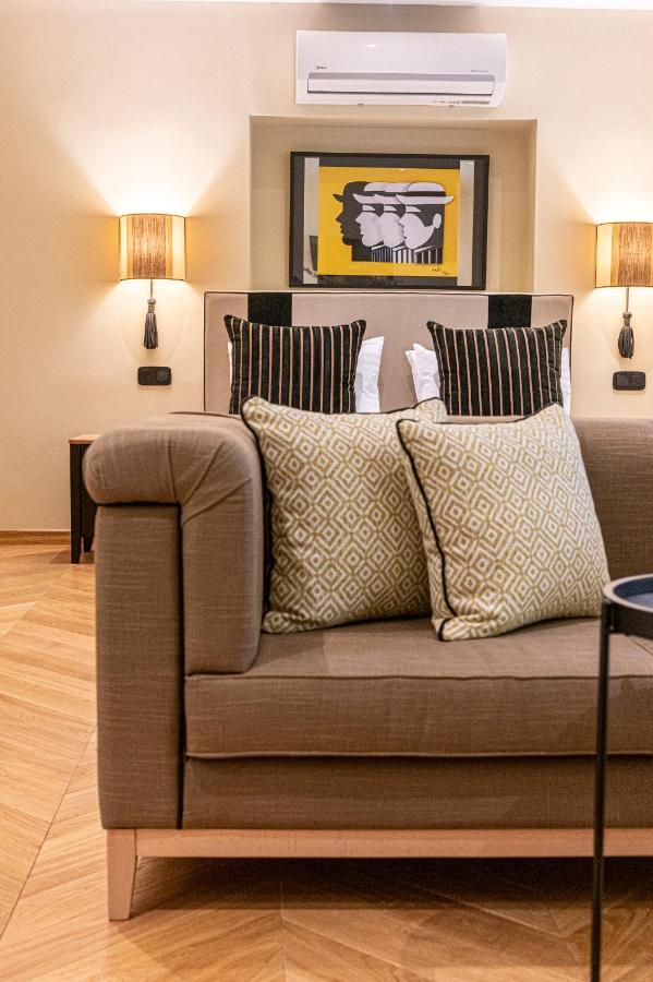 Ipelhome - Plaka Boutique Apartments Athens Ngoại thất bức ảnh