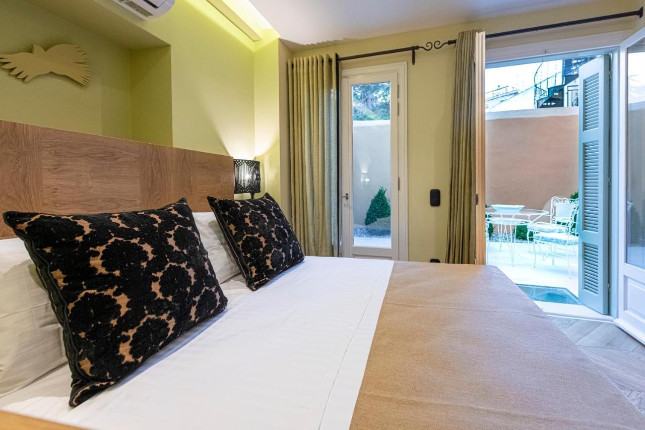 Ipelhome - Plaka Boutique Apartments Athens Ngoại thất bức ảnh