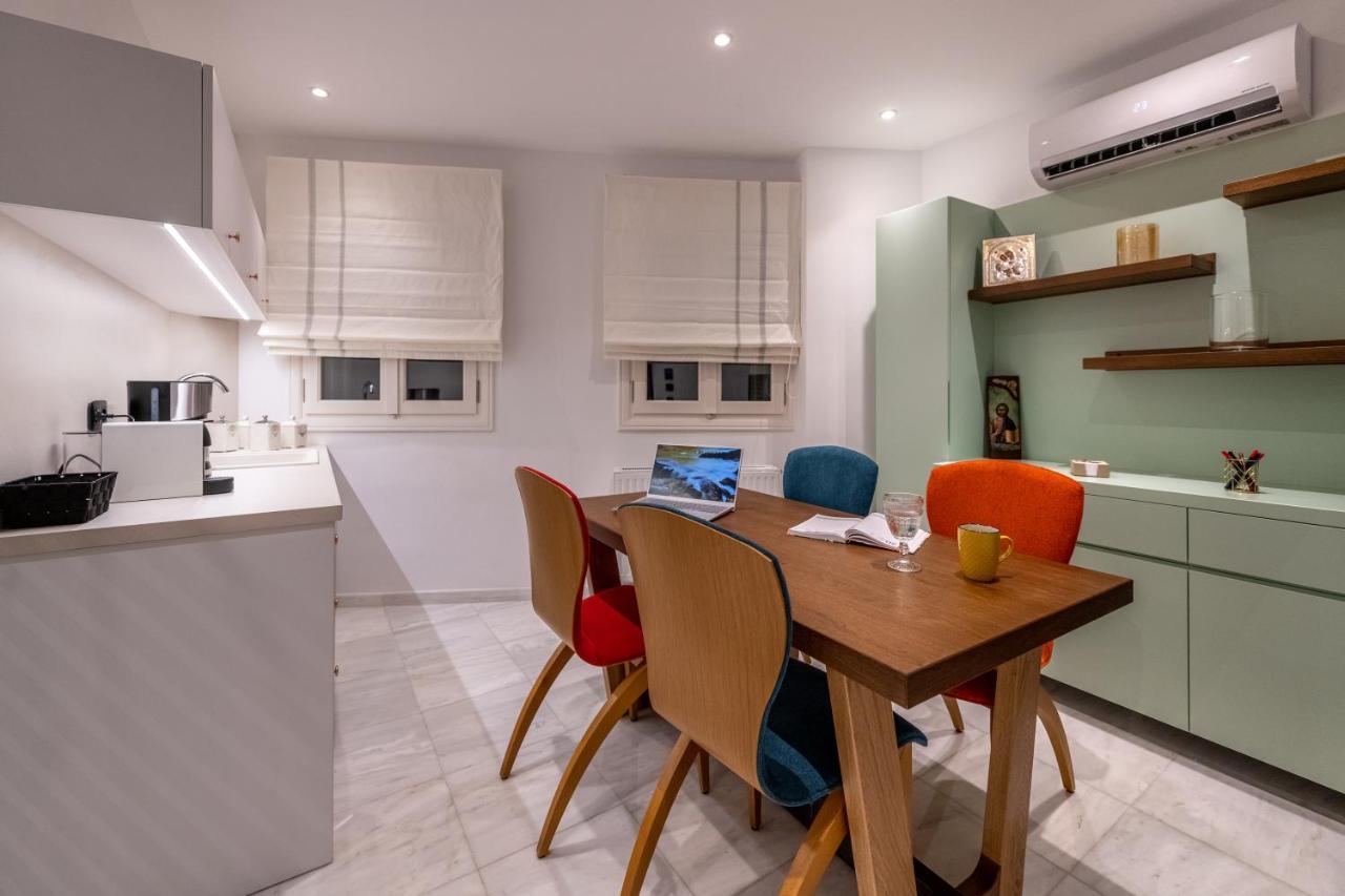 Ipelhome - Plaka Boutique Apartments Athens Ngoại thất bức ảnh