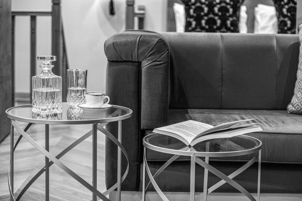 Ipelhome - Plaka Boutique Apartments Athens Ngoại thất bức ảnh